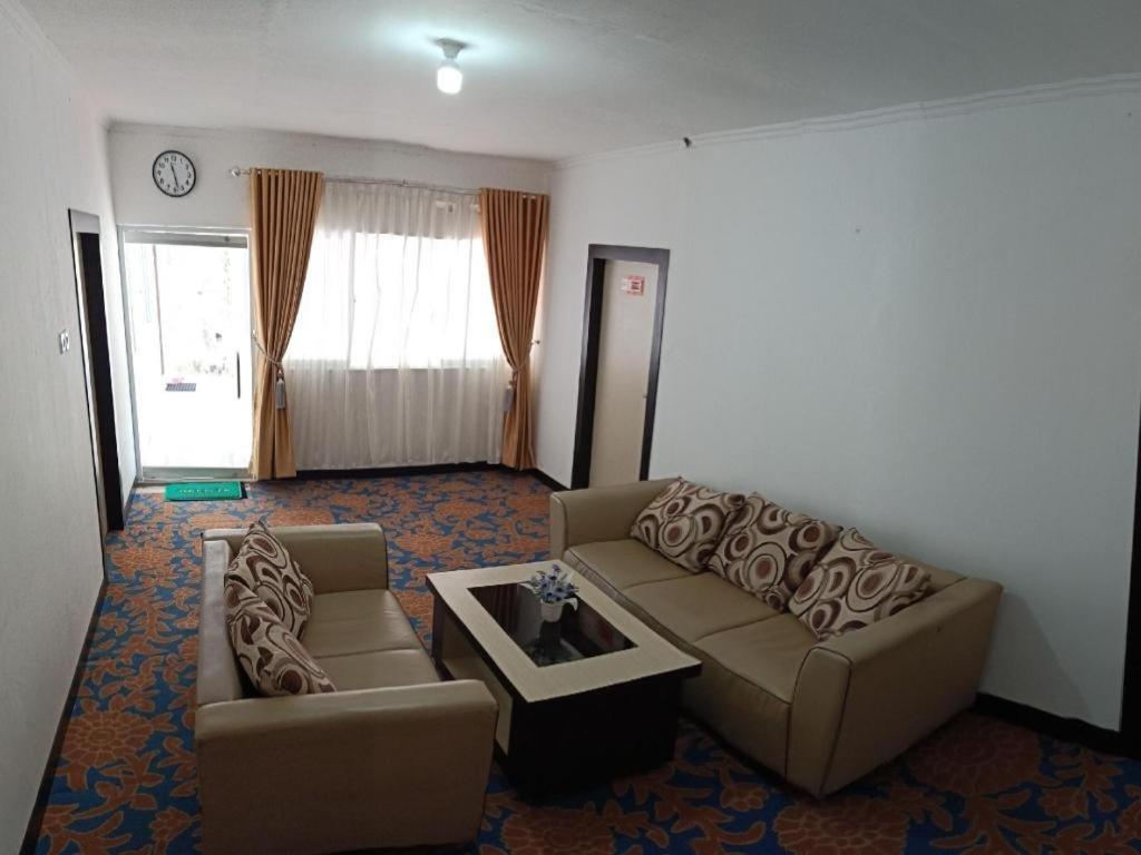 Salma Hotel Bukittinggi Exterior foto
